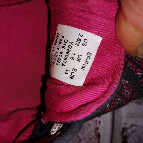 Sperry - Picture 6 of 6